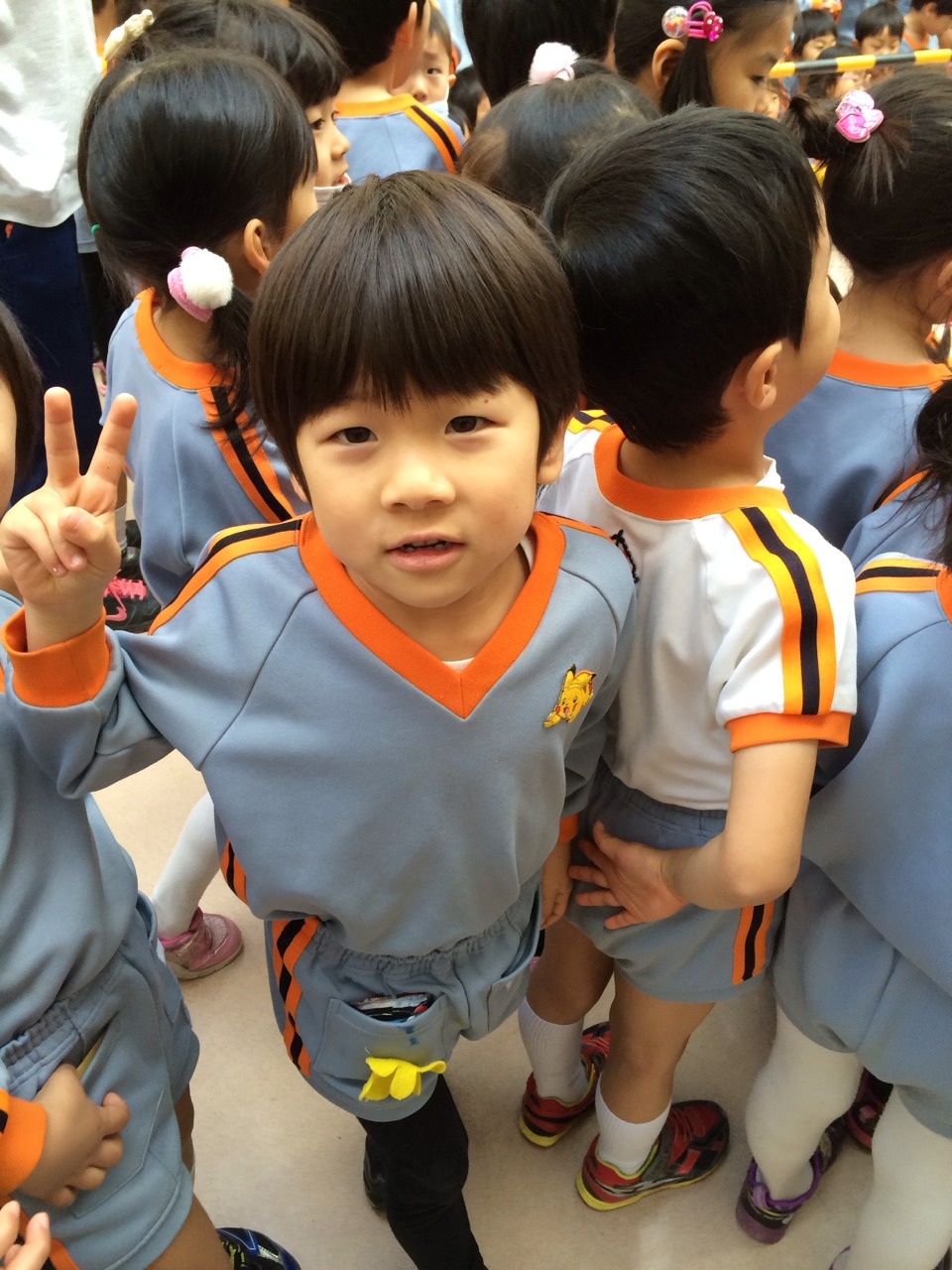 �ʃ����ǂ�ǂ񑗂��Ă����