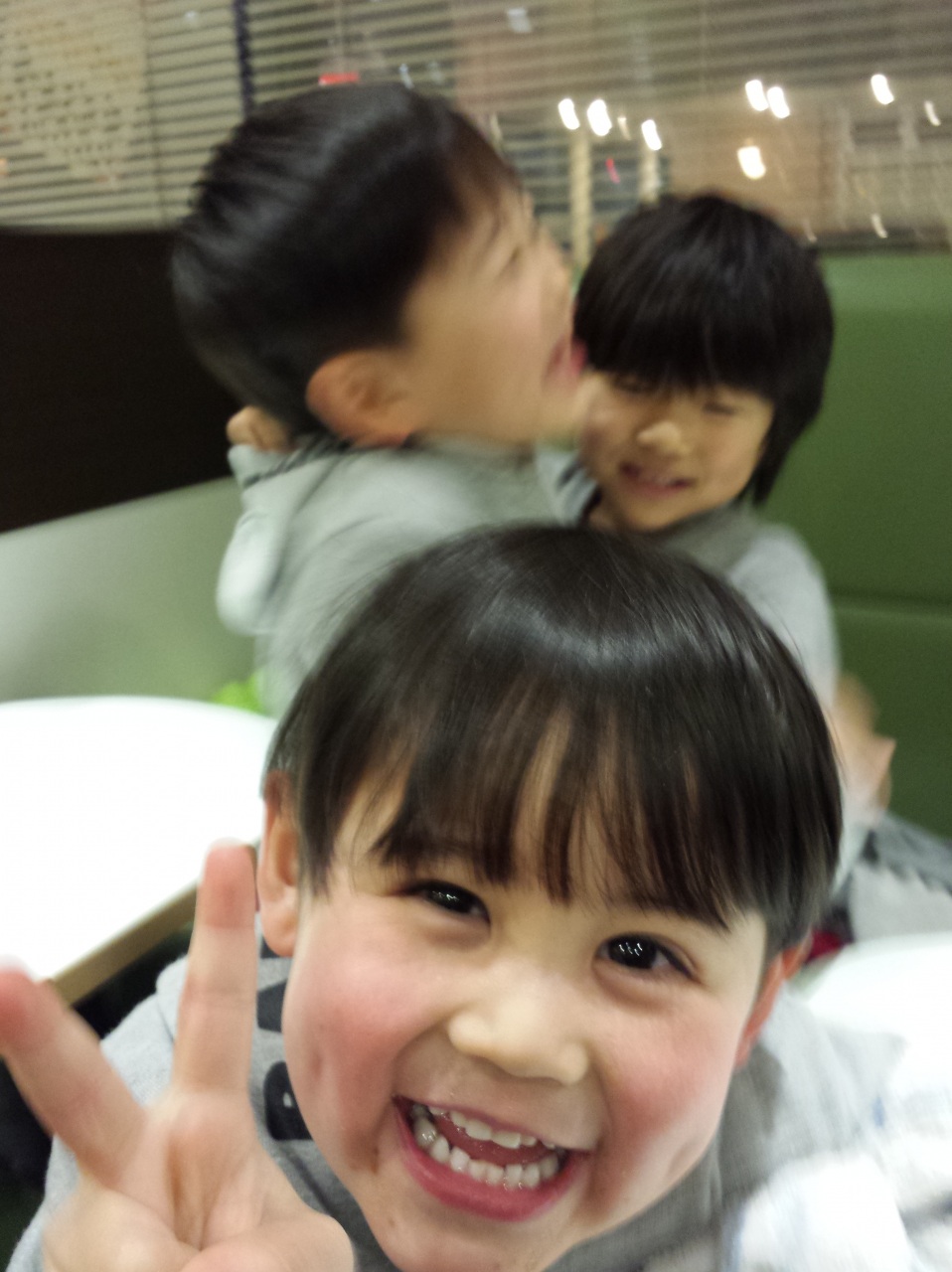 �y���������ˁ[