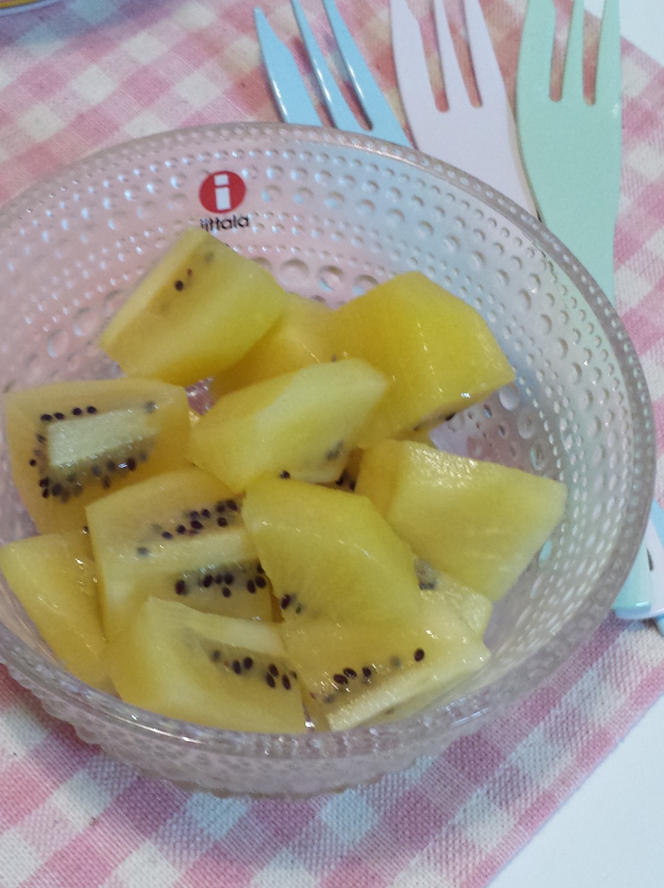 �f�U�[�g�́A