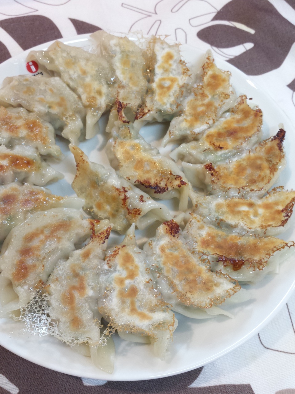 �M���[�U�I