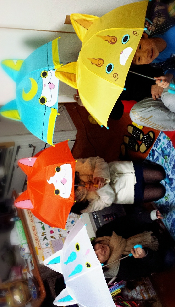 �P4��(���ށ��j