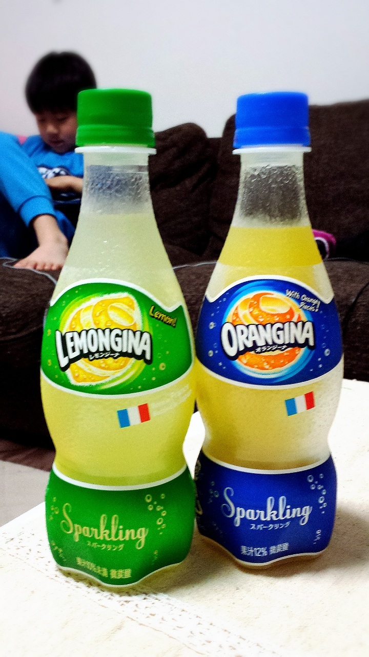 �V����