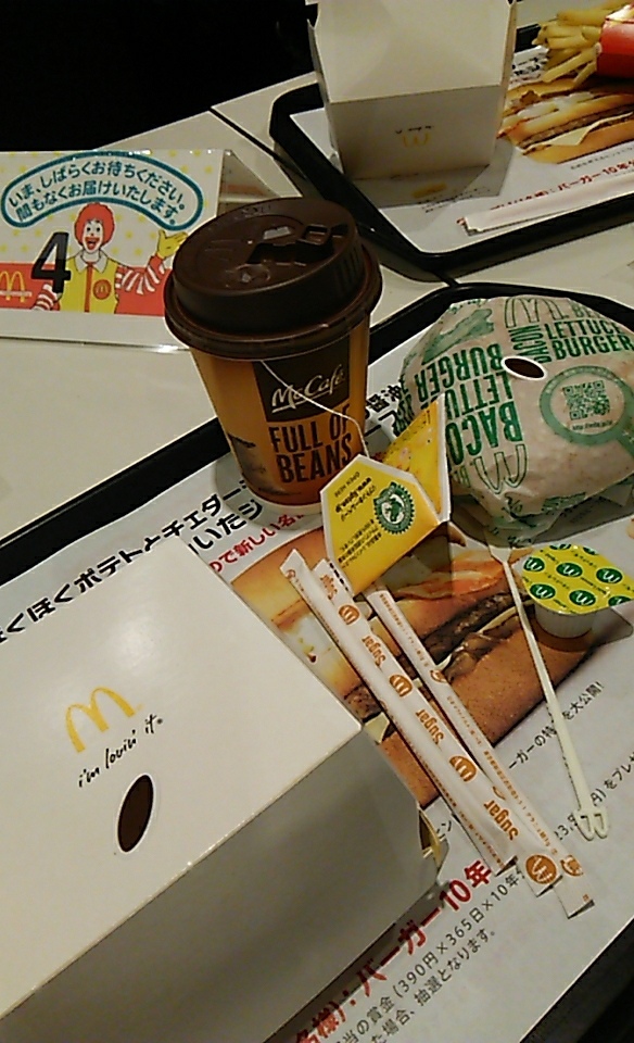 �g����